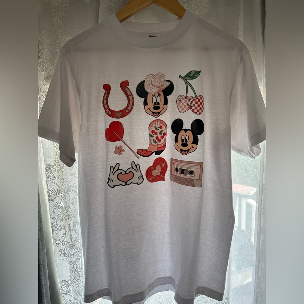 Disney Valentines unisex T-shirt